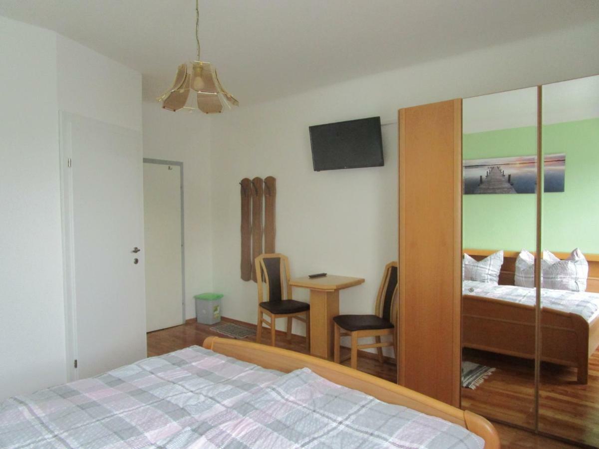 Dorfwirtshaus Rauch Hotel Eschabruck Luaran gambar