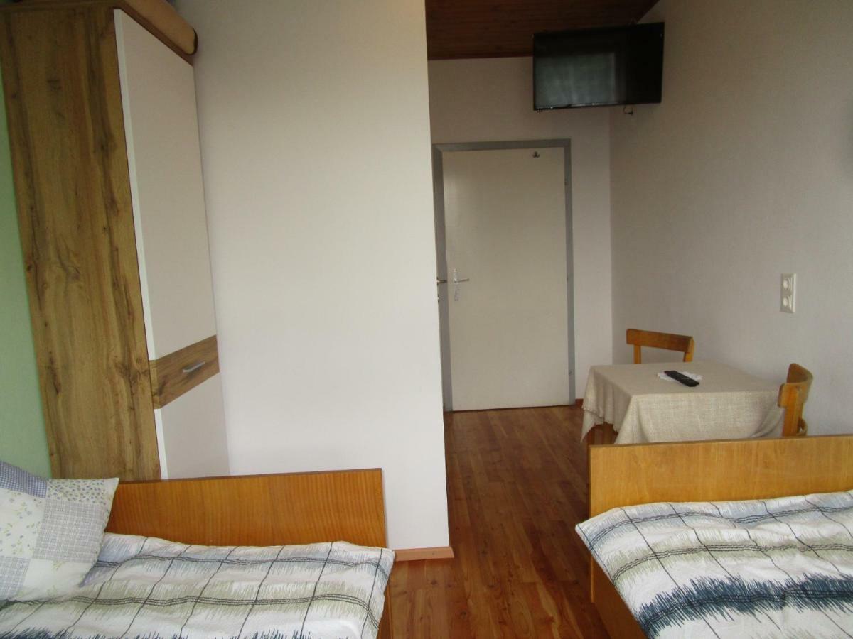Dorfwirtshaus Rauch Hotel Eschabruck Luaran gambar